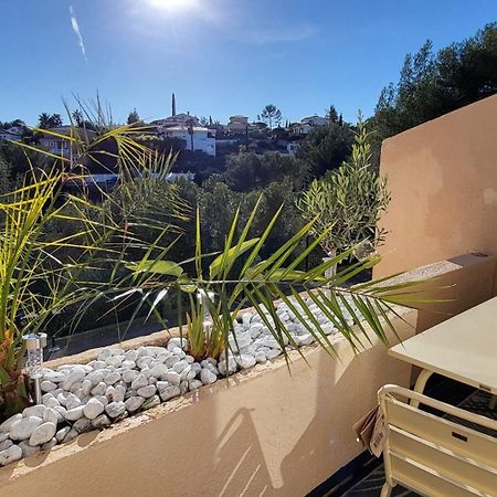 Appartement En Residence Avec Piscine Bandol Exterior foto